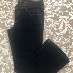 Mossimo Low rise bootcut size 14short jeans